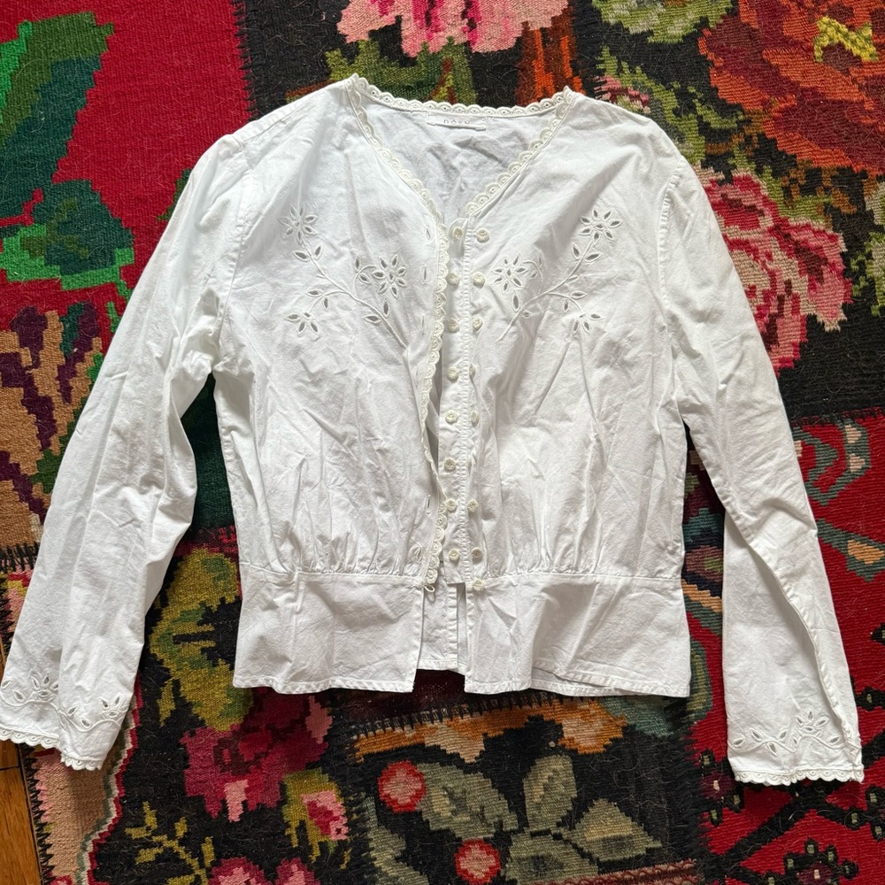 Doen White Eyelet Button-Up Top